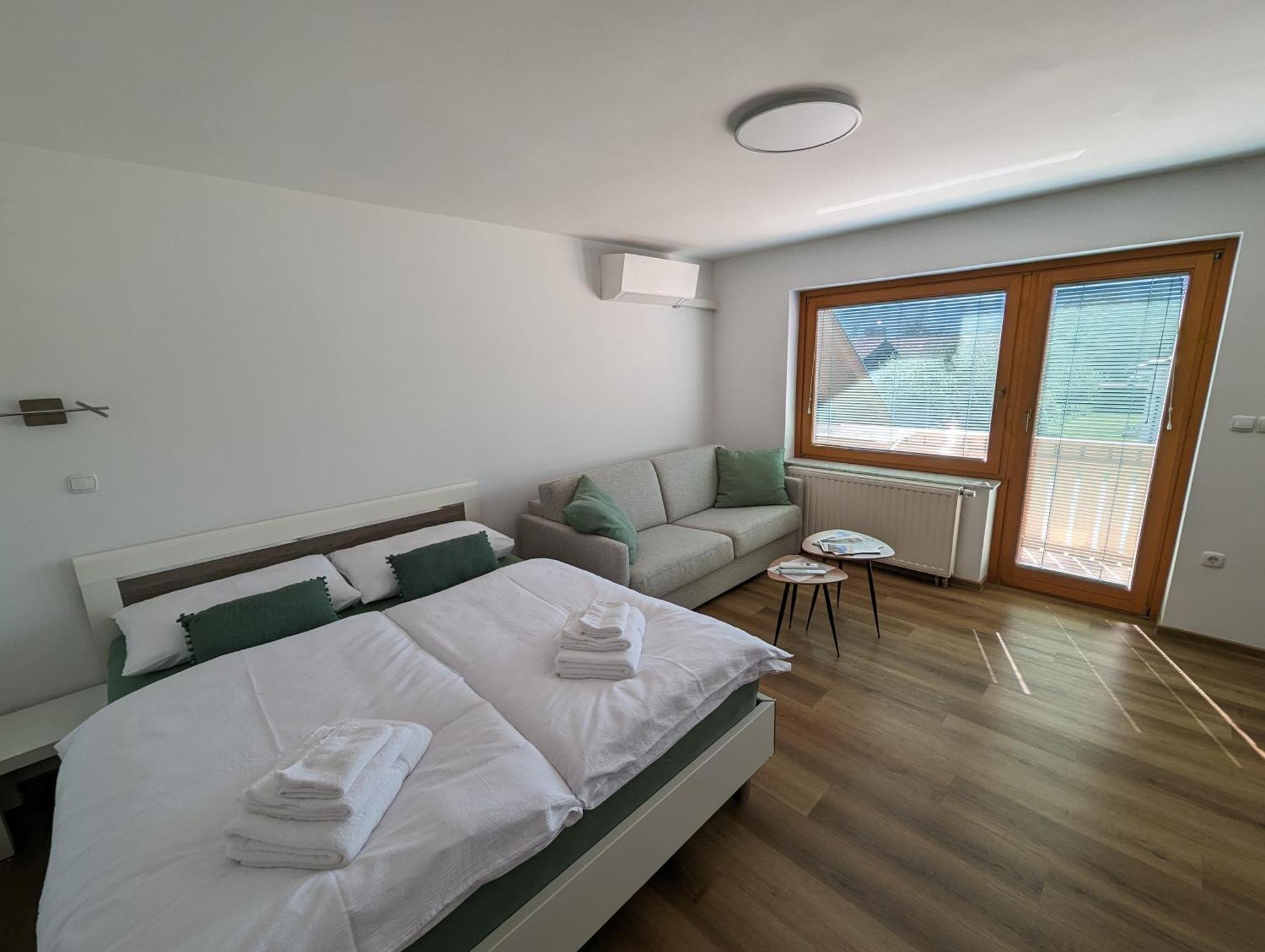 Studio Apartment Velis Radovljica Ngoại thất bức ảnh